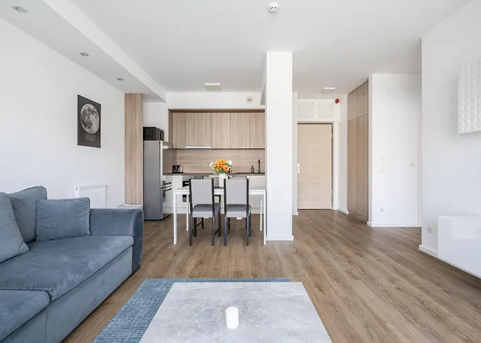 Corvizo Apartment With Balcony